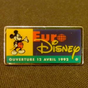 Pin's Euro Disney  Ouverture 12 Avril 1992 (01)